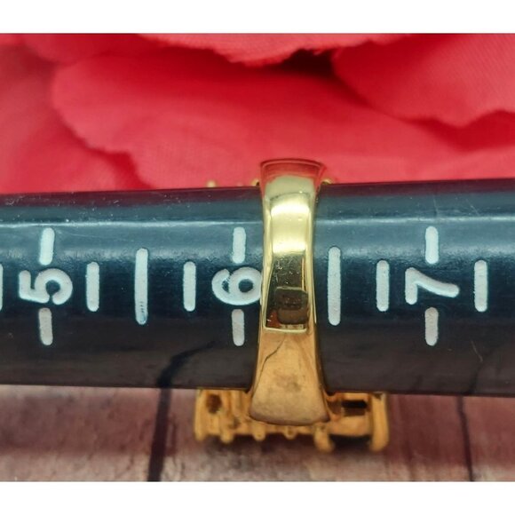 NWOT Gold Tone Crystal Covered Cocktail Fashion Ring Size 6.5 - Picture 8 of 8